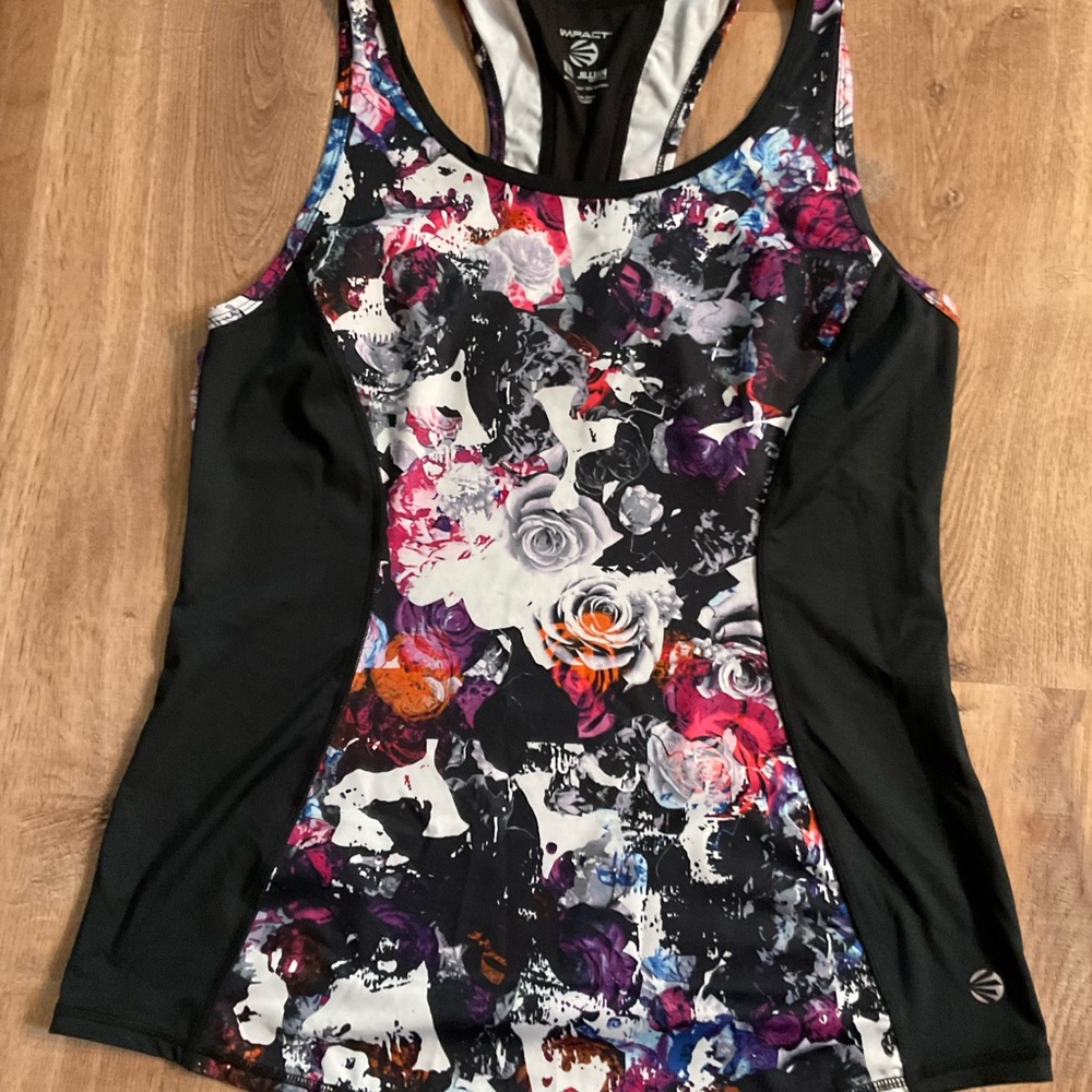 Sports top